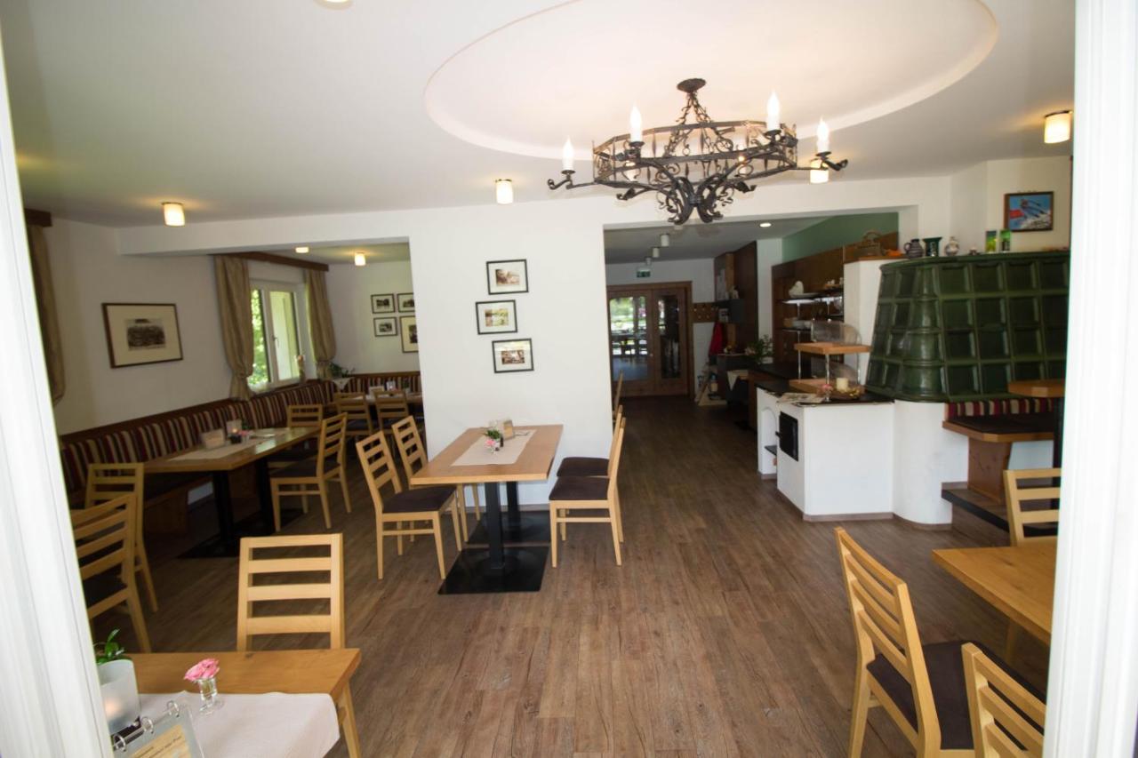 Ferienhof Alte Post, Apartments Вайсбриах Екстериор снимка