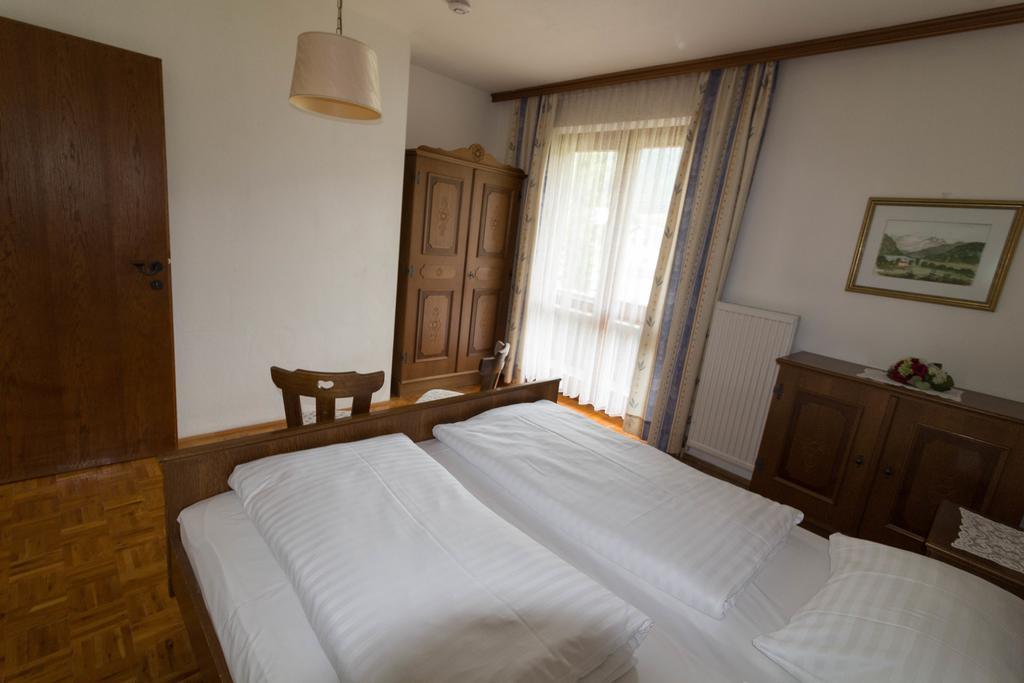 Ferienhof Alte Post, Apartments Вайсбриах Екстериор снимка